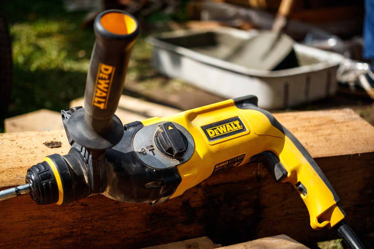 使わない工具の処分はどうする?買取・処分・譲渡などの方法を紹介!